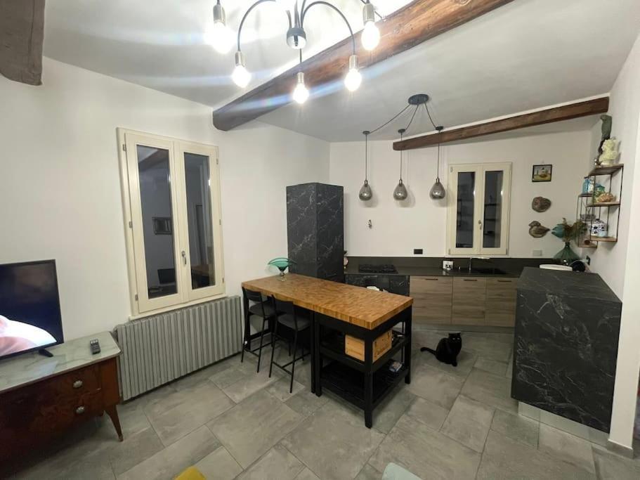 Appartamento App Di Tania Reggio nell'Emilia Esterno foto